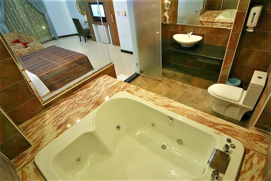 Tranquil Sea Hotel Kenting Εξωτερικό φωτογραφία